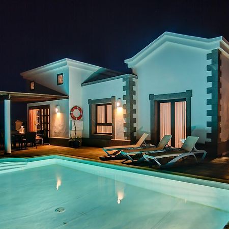 Villa Los Dragos Плая Бланка Екстериор снимка