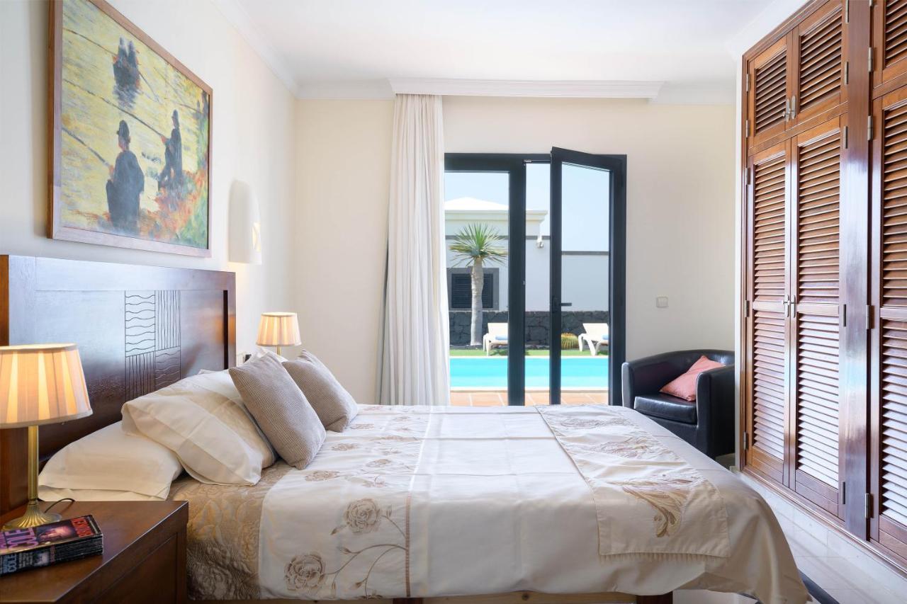 Villa Los Dragos Плая Бланка Екстериор снимка